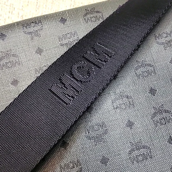 MCM Messenger Bag - Picture 4 of 12